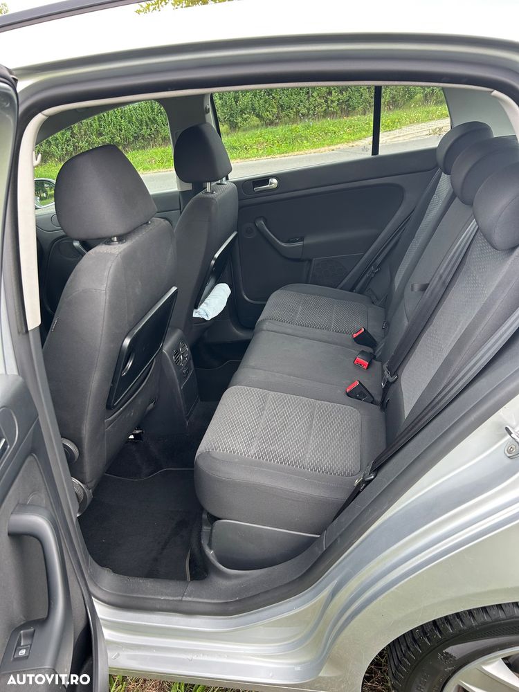 Volkswagen Golf Plus 1.6 TDI DPF DSG Style - 15