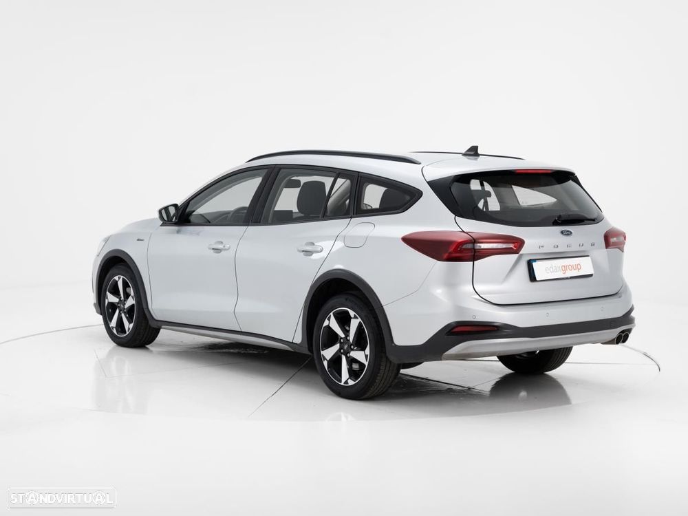 Ford Focus SW 1.5 TDCi EcoBlue Active - 4