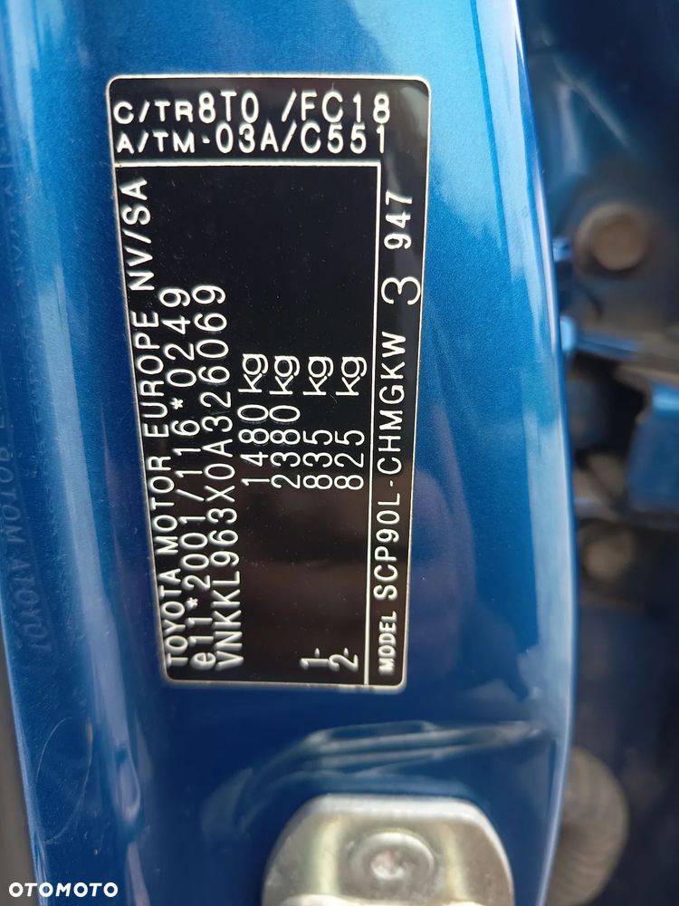 Toyota Yaris 1.3 Sol - 8