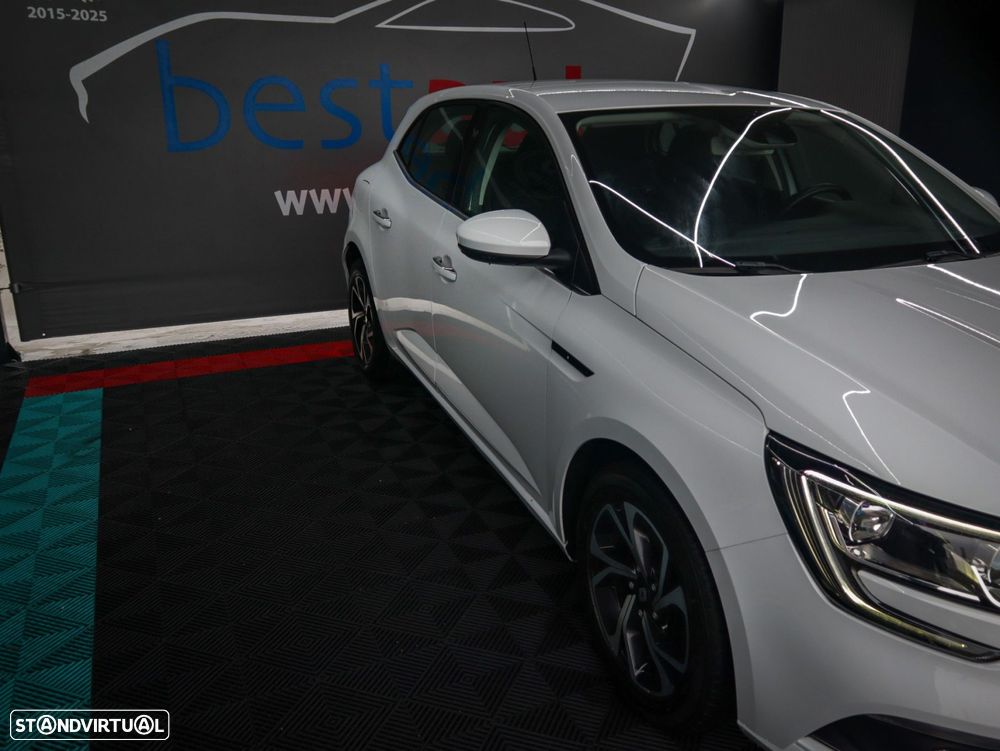 Renault Mégane 1.5 Blue dCi Limited EDC - 4