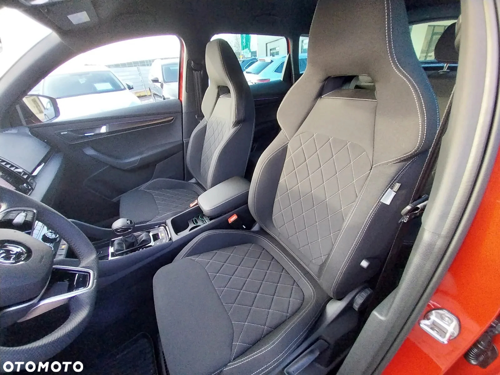 Skoda Karoq 1.5 TSI ACT Sportline DSG - 7