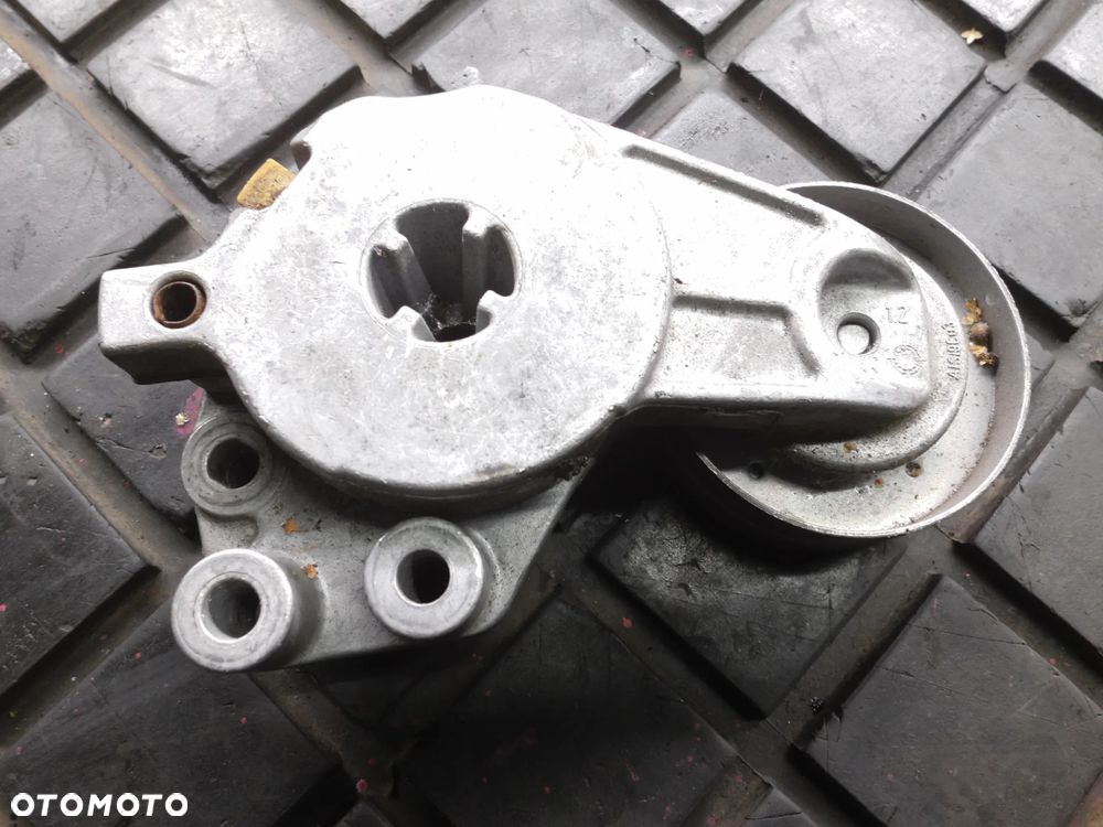 ROLKA NAPINACZ PASKA VW PASSAT B7 03C145299J 1.4 TSI - 3