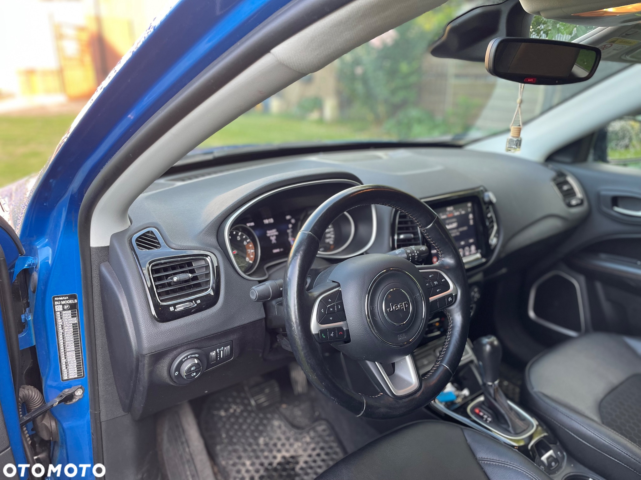 Jeep Compass - 11