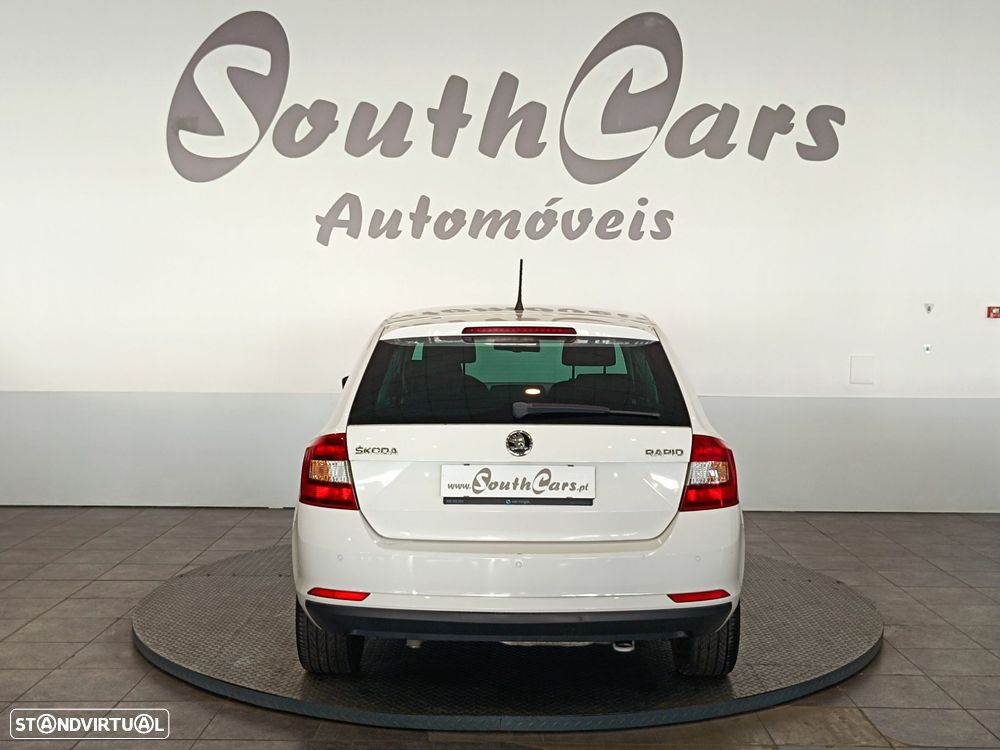 Skoda Rapid Spaceback 1.6 TDi Active - 4