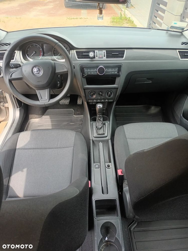 Skoda RAPID 1.2 TSI Active Max DSG - 7
