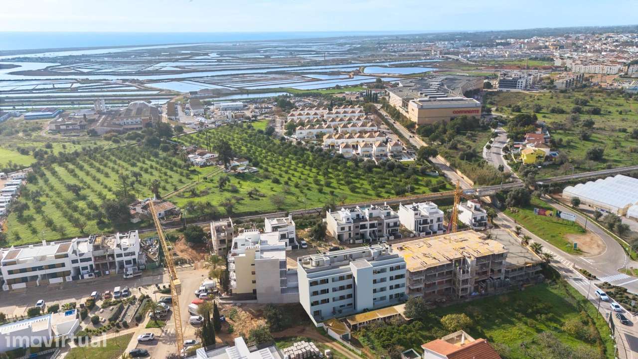 T2 com 91 m2 e Varanda | Tavira
