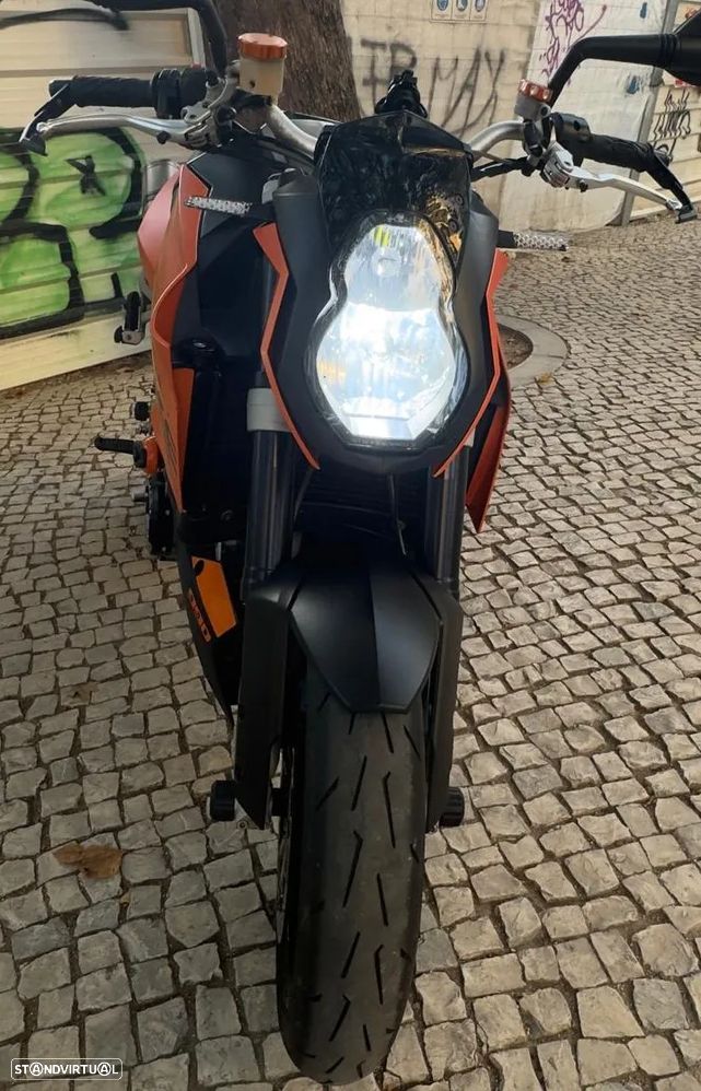 KTM Superduke 990 Orange - 5