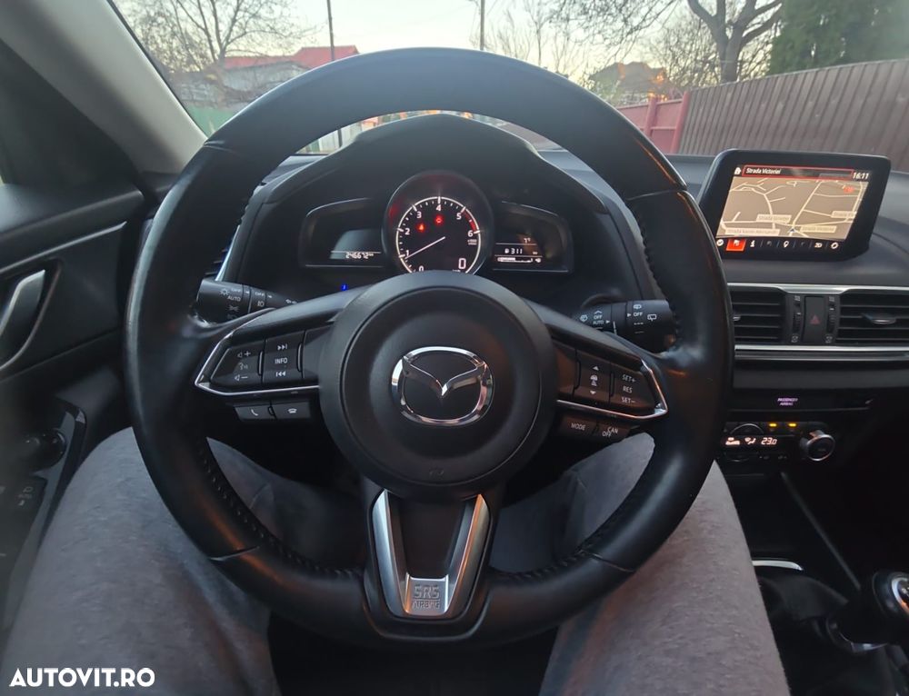 Mazda 3 SKYACTIV-D 150 Black Limited - 5