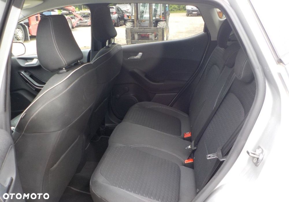 Ford Fiesta - 15