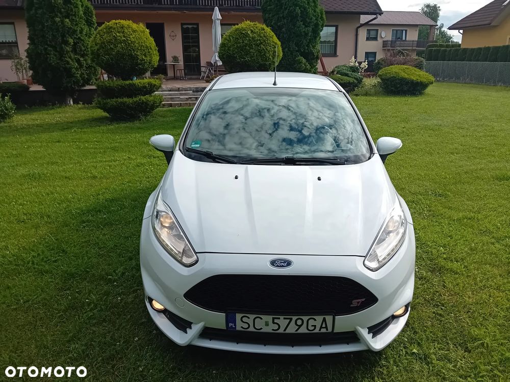 Ford Fiesta 1.6 EcoBoost mit Leder-Sport-Paket ST - 1