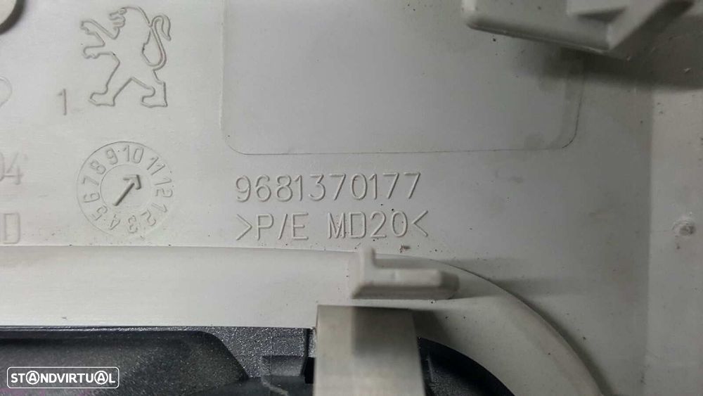 LUZ INTERIOR PEUGEOT 3008 SPORT PACK - 5