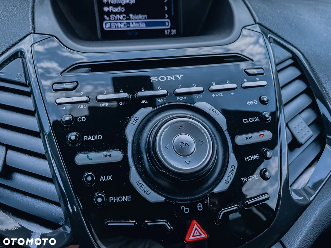 Ford EcoSport 1.0 EcoBoost TITANIUM - 28