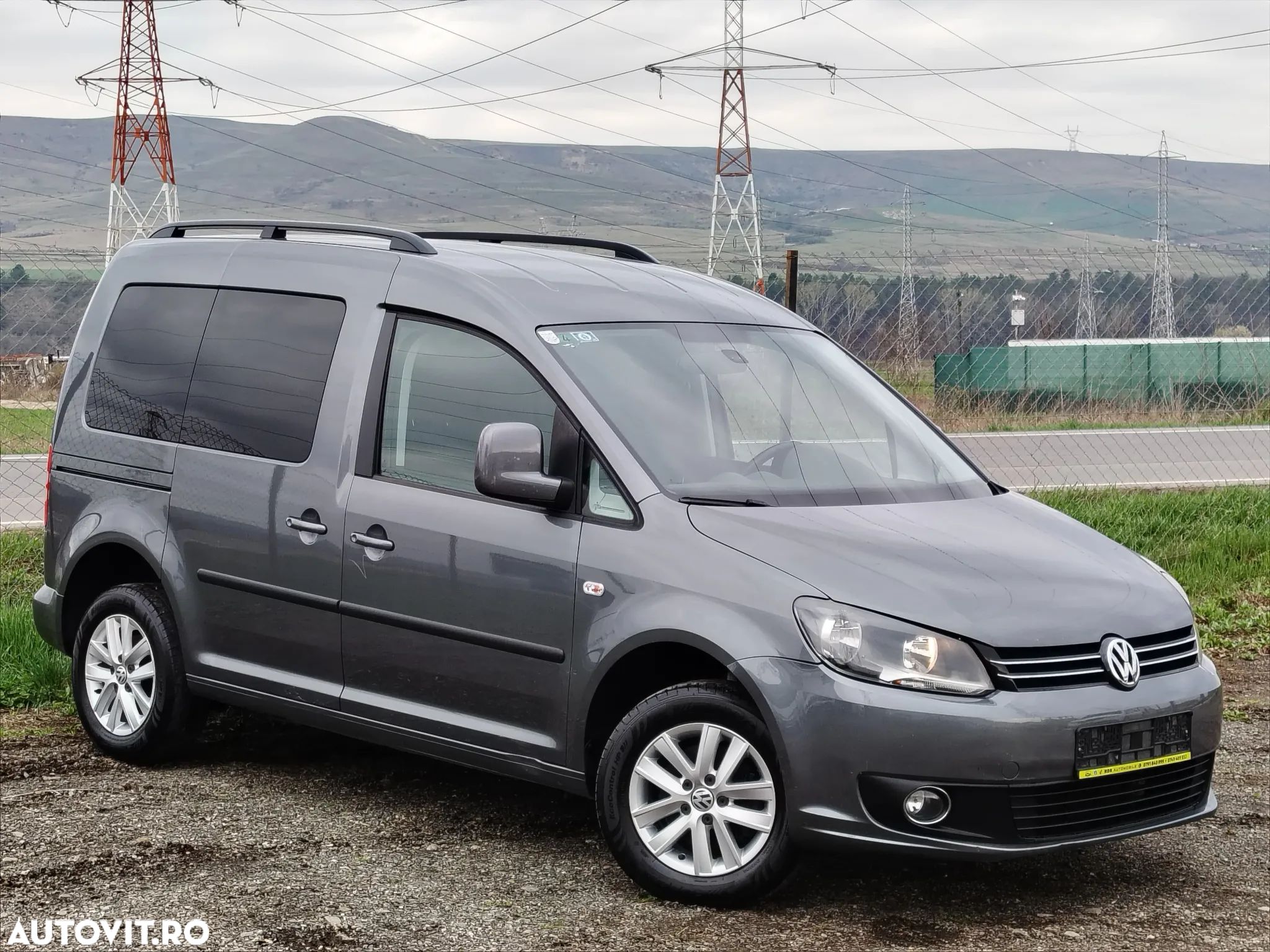 Volkswagen Caddy 1.6 TDI Comfortline DSG - 1
