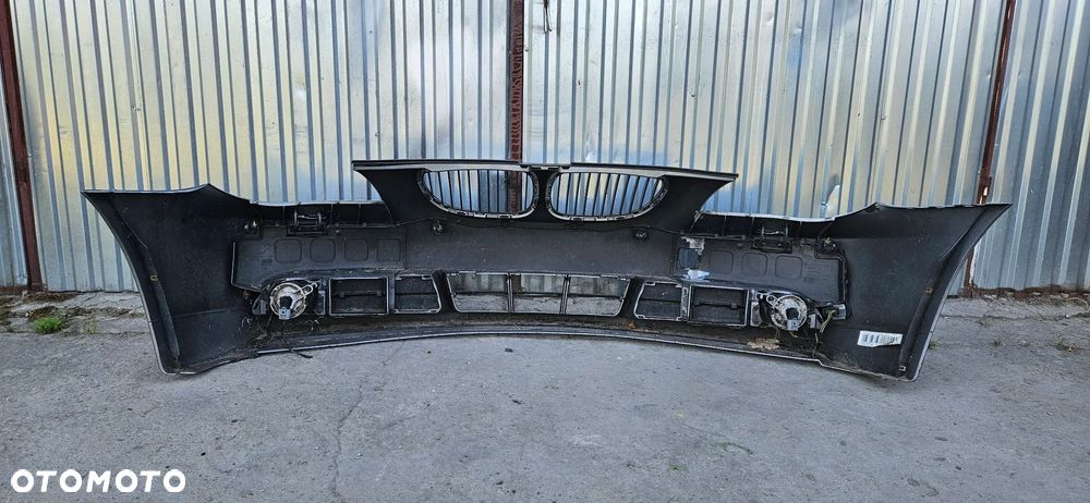 BMW 5 E60 E61 2003-2007 Kompletny zderzak przód Zderzak przedni pod czujniki parkowania PDC XENON spryskiwacze  KOLOR Silbergrau - 30
