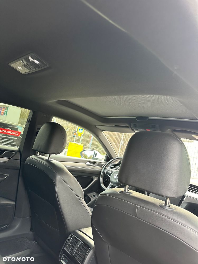 Volkswagen Arteon 2.0 TDI SCR R-Line DSG - 35