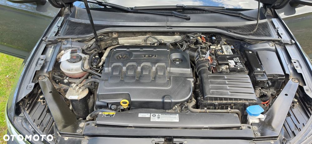 Volkswagen Passat 2.0 TDI SCR Comfortline - 13