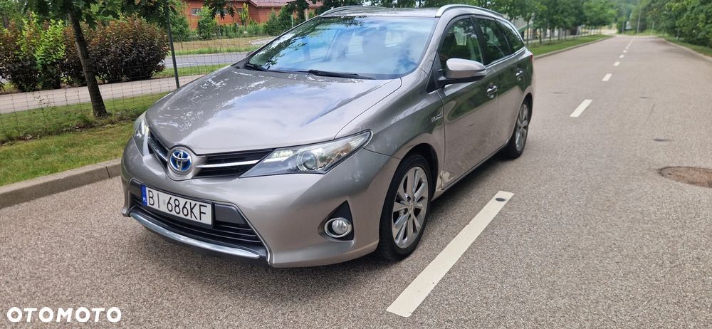 Toyota Auris - 1