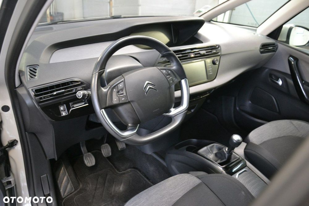 Citroën C4 Picasso - 16