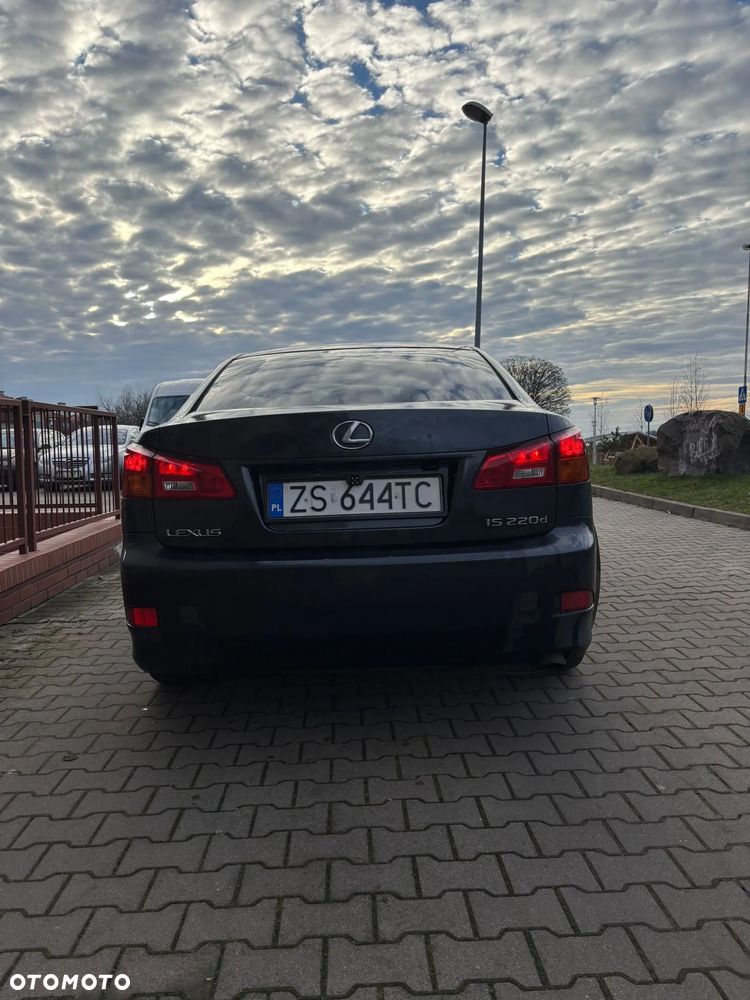 Lexus IS 220 D Prestige - 10