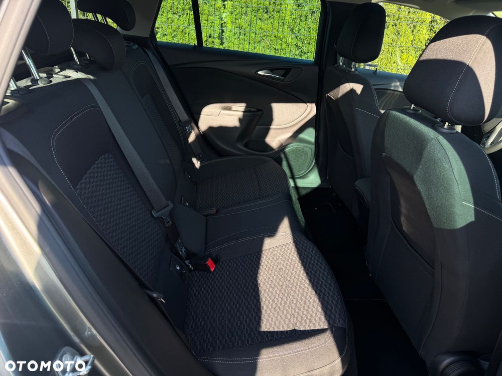 Opel Astra 1.4 Turbo Start/Stop Dynamic - 17