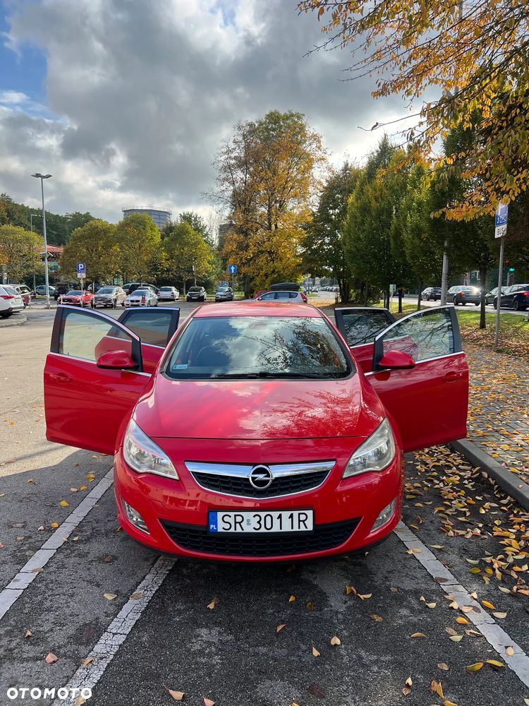 Opel Astra 1.4 T Cosmo - 1