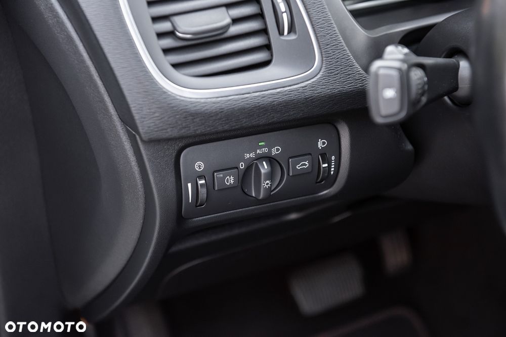 Volvo V40 D2 Geartronic Kinetic - 18