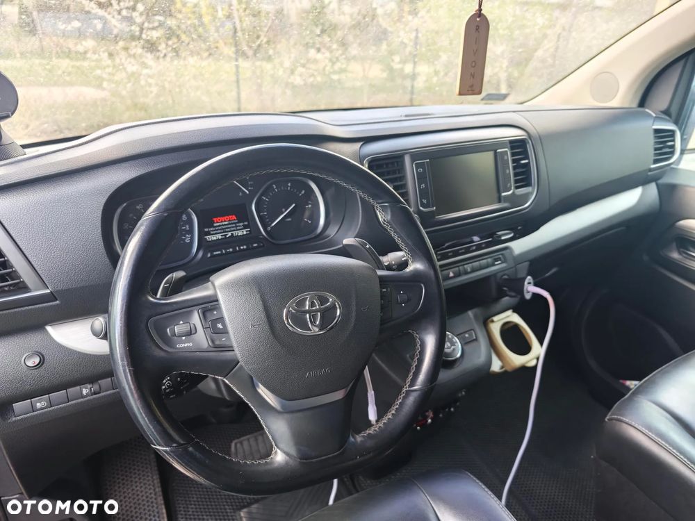 Toyota ProAce Kombi D-4D Long 2,8t - 2