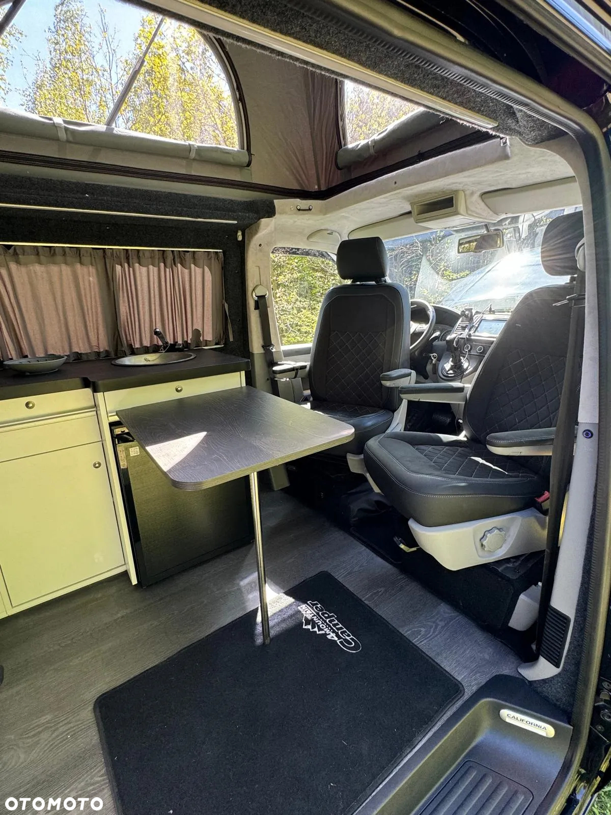 Volkswagen Transporter - 26