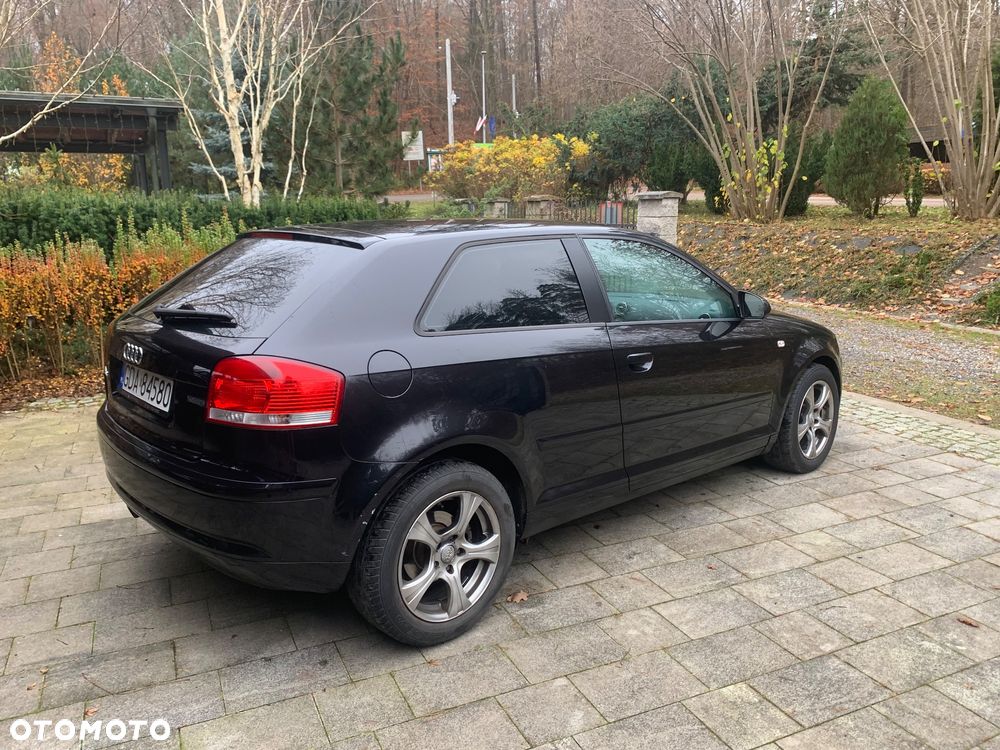 Audi A3 3-drzwiowe 1.6 Ambiente - 6