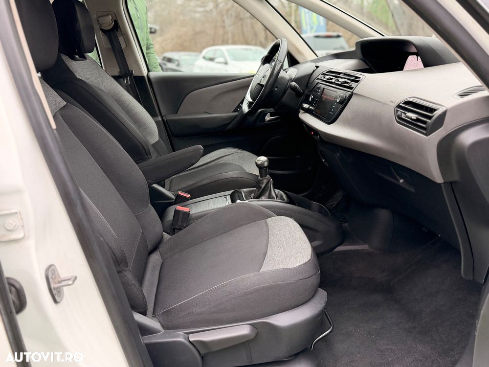 Citroën C4 Picasso - 8