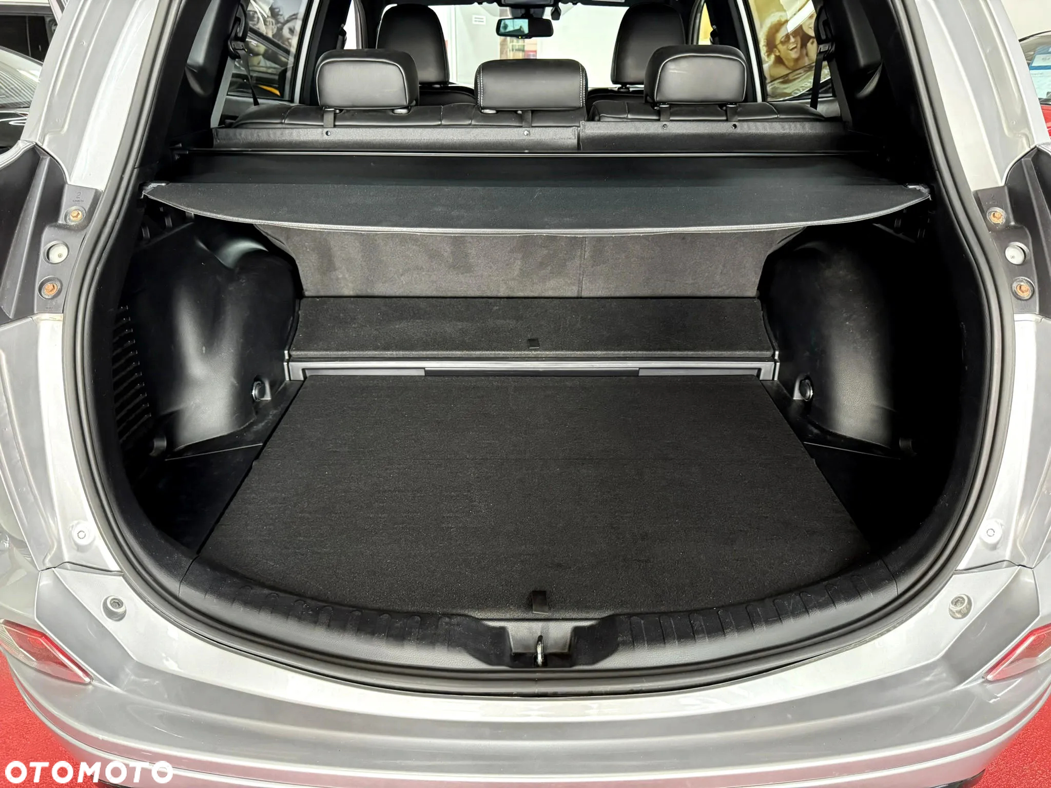 Toyota RAV4 Hybrid Selection 4x4 - 18