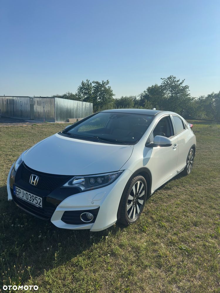 Honda Civic 1.8 Executive (ADAS / Connect+) - 1