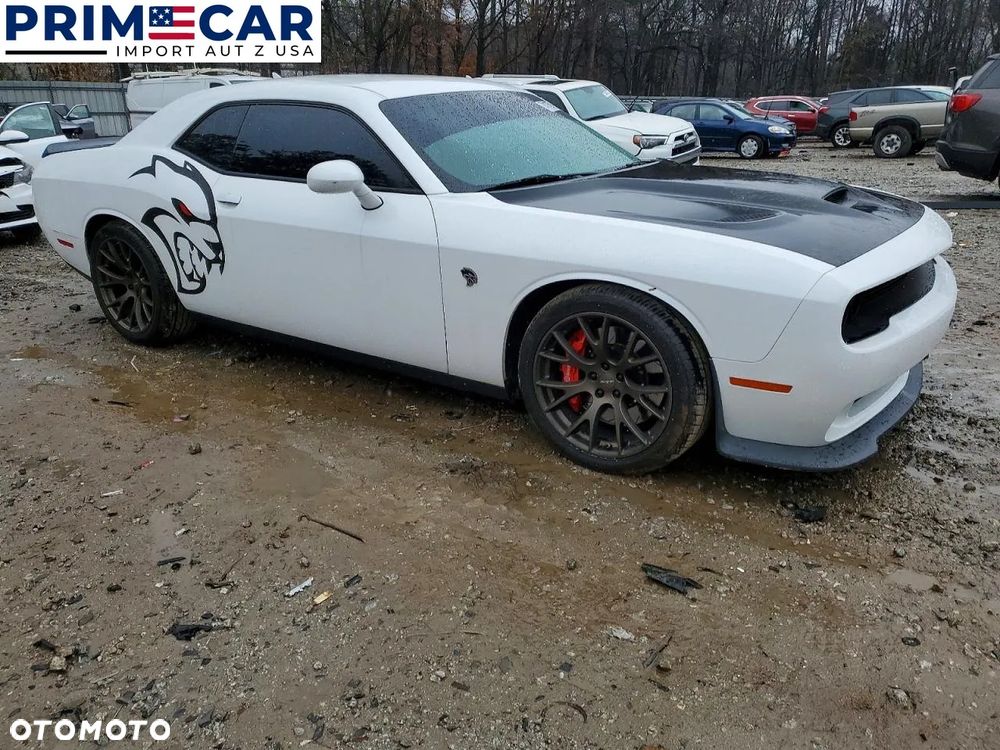 Dodge Challenger - 1