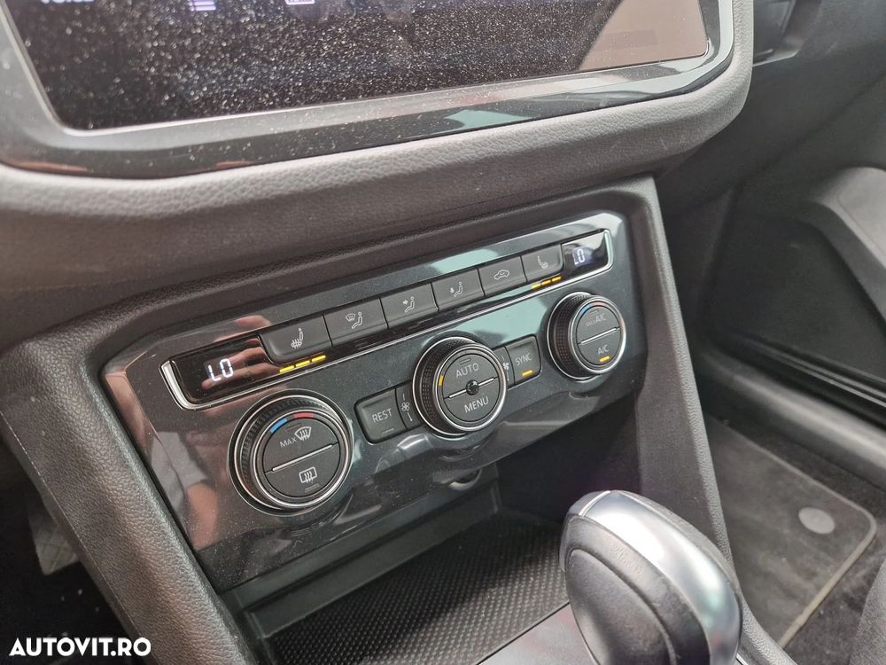 Volkswagen Tiguan - 9