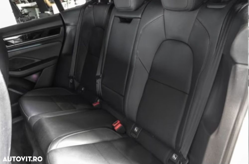 Porsche Macan - 11