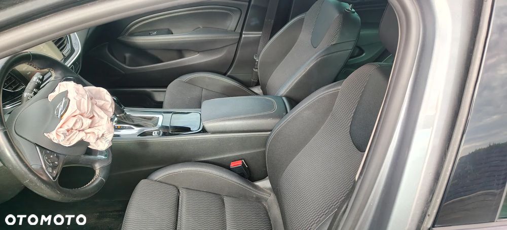 Opel Insignia 1.5 T Elite S&S - 9