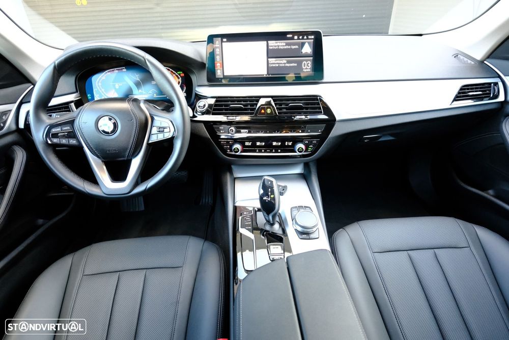 BMW 520 d Auto - 12