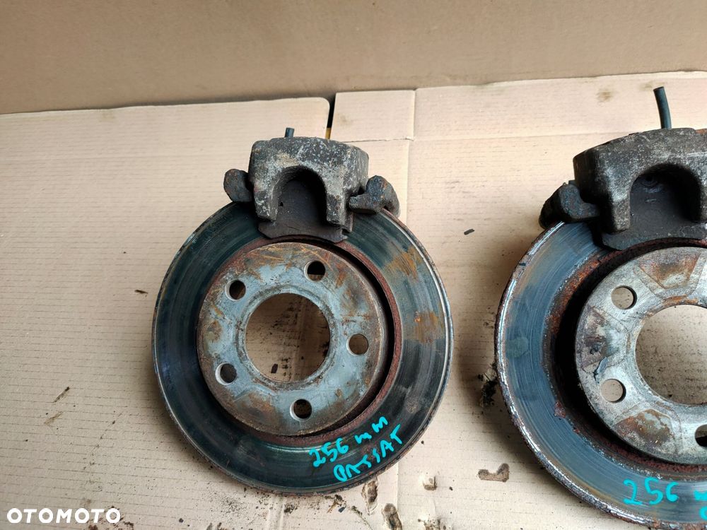 swap hamulce tył passat b5 4motion 256mm wentylowane zaciski jarzma - 3
