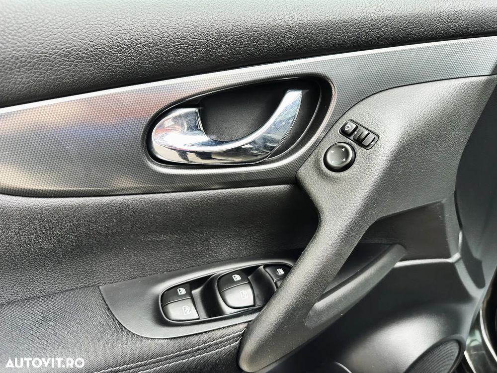 Nissan Qashqai 1.6 DCI TEKNA - 20