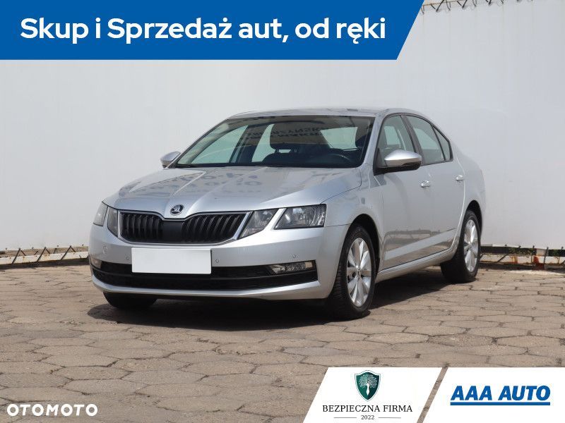 Skoda Octavia - 3