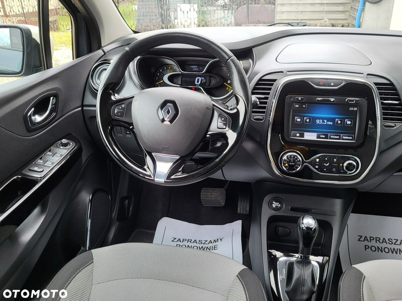 Renault Captur - 28