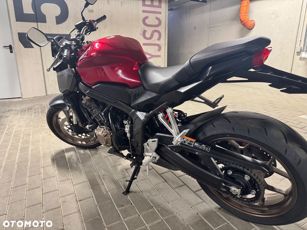 Honda CB - 8