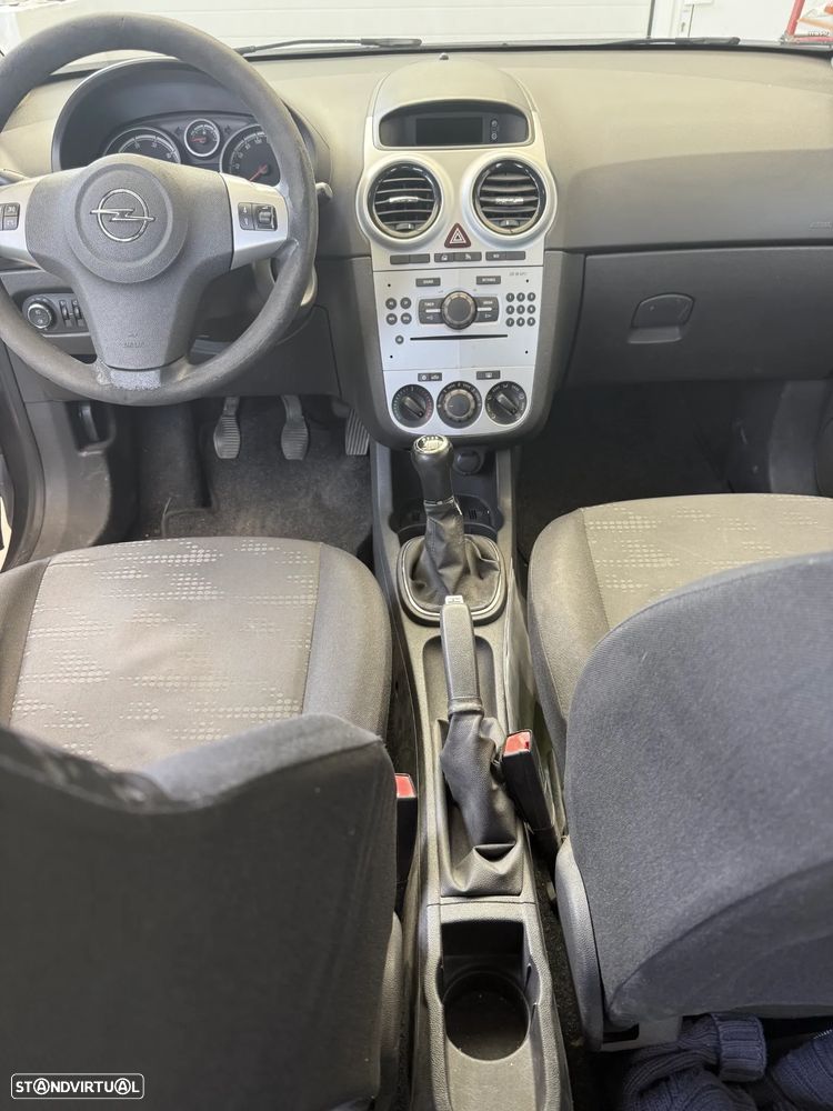 Opel Corsa 1.3 CDTi Enjoy - 11