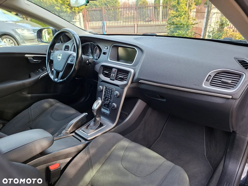 Volvo V40 - 19