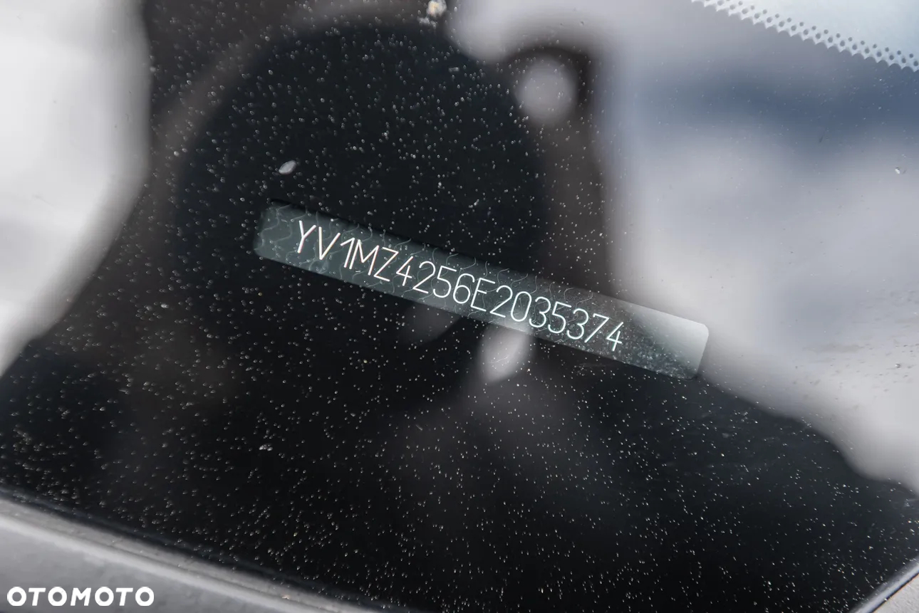 Volvo V40 Cross Country - 35