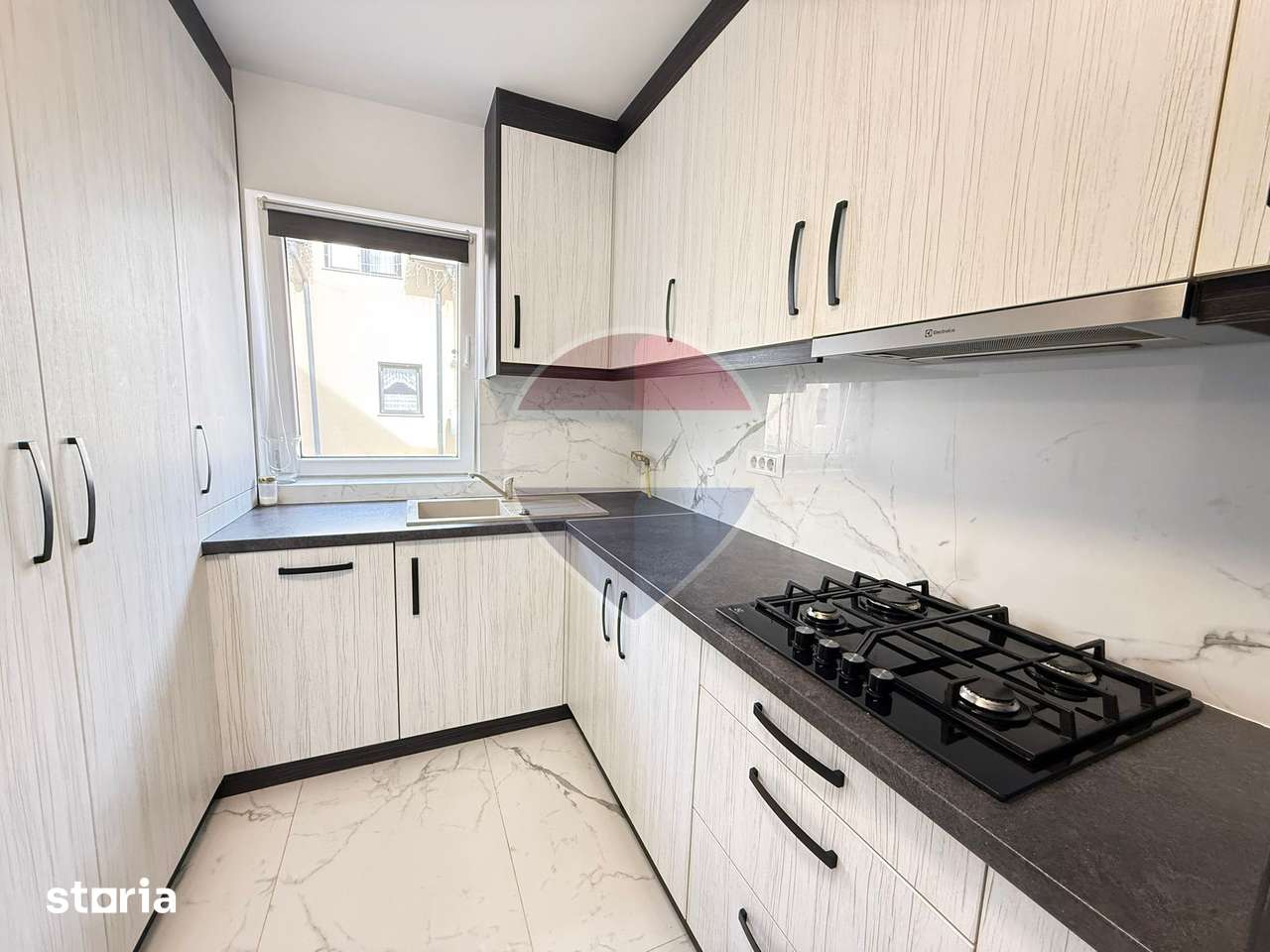 Duplex modern 100 mp utili 3 dormitoare | Gura Humorului - Imagine principală: 4/14