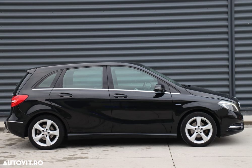 Mercedes-Benz B 180 CDI BlueEfficiency - 11