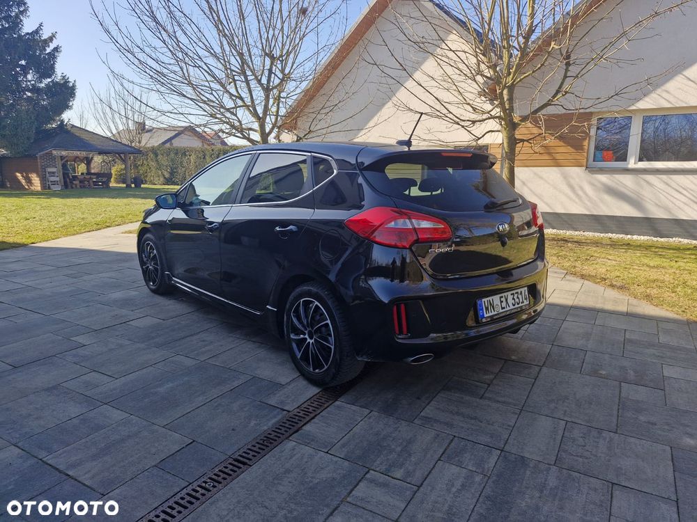 Kia Ceed 1.6 CRDi GT Line - 14