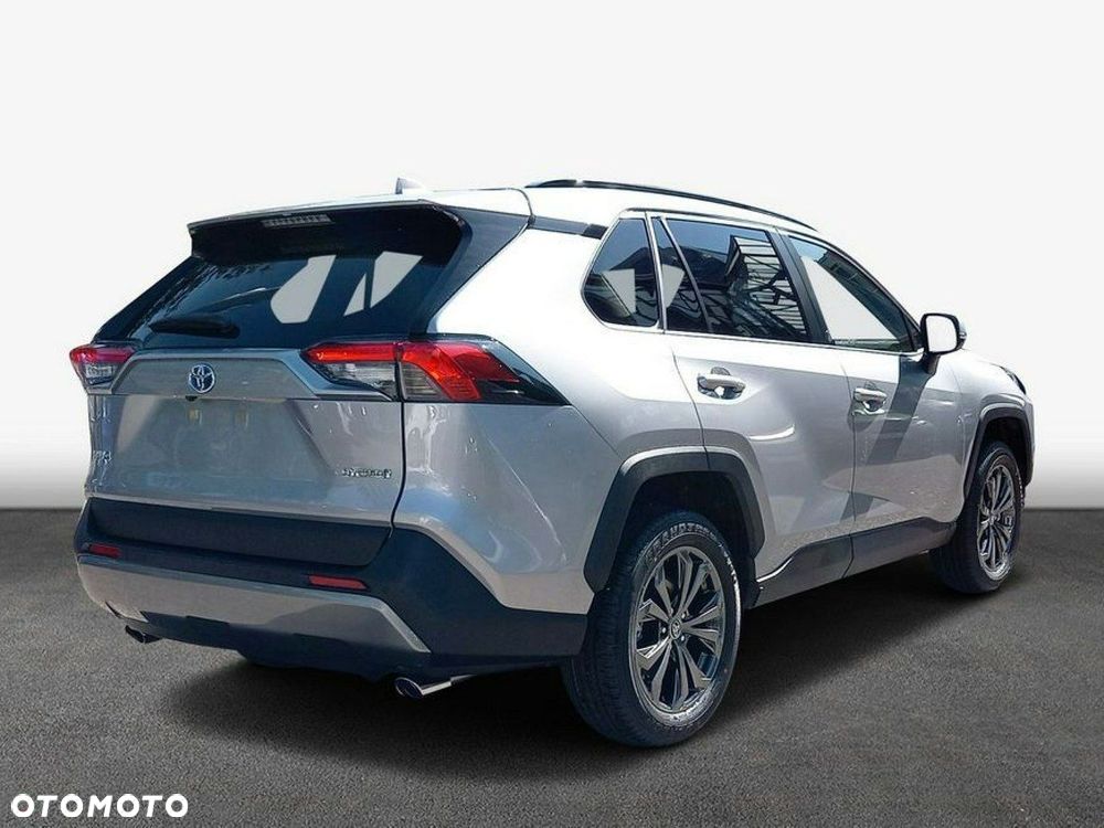Toyota RAV4 - 3
