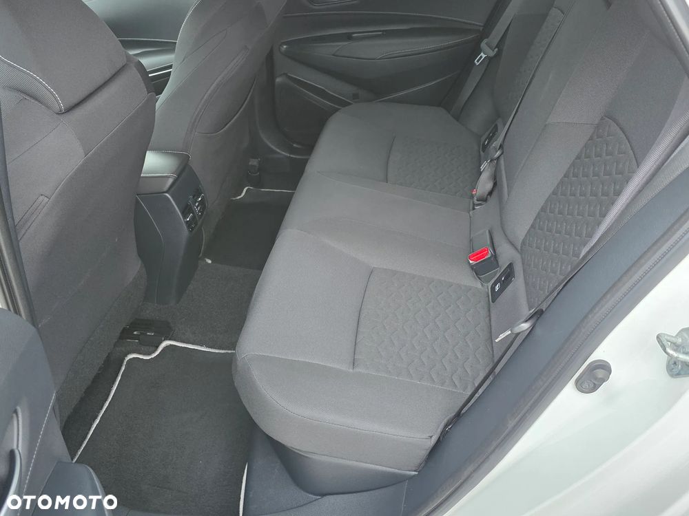 Toyota Corolla 1.8 Hybrid Comfort - 10